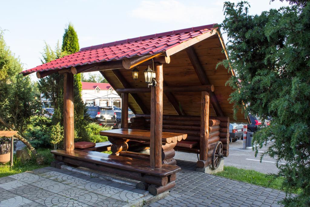 Галицька Корона Davidov Εξωτερικό φωτογραφία